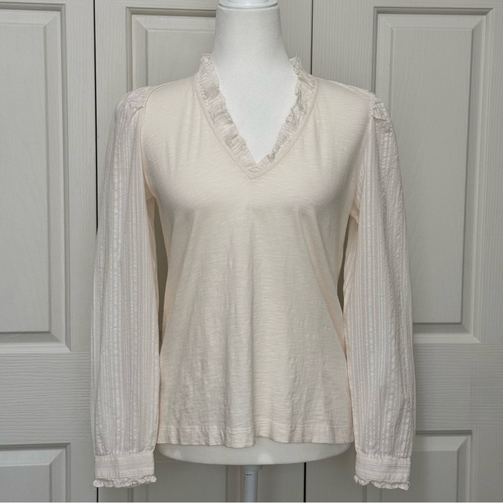 LOFT XS Ivory Ruffle V-Neck Long Sleeve Top Textured Sleeves Cottagecore